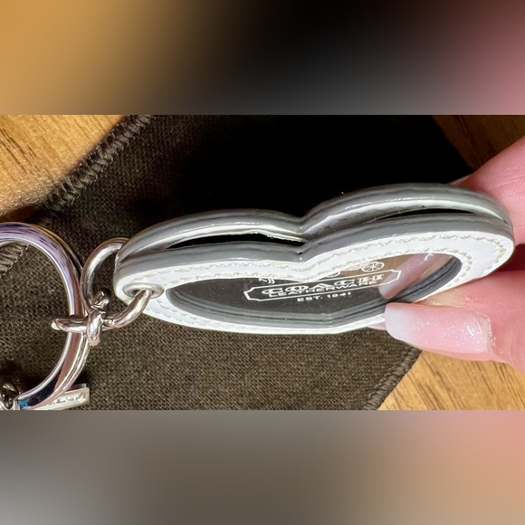 COACH ~ TATTOO HEART FRAME KEYCHAIN/FOB - Picture 6 of 8